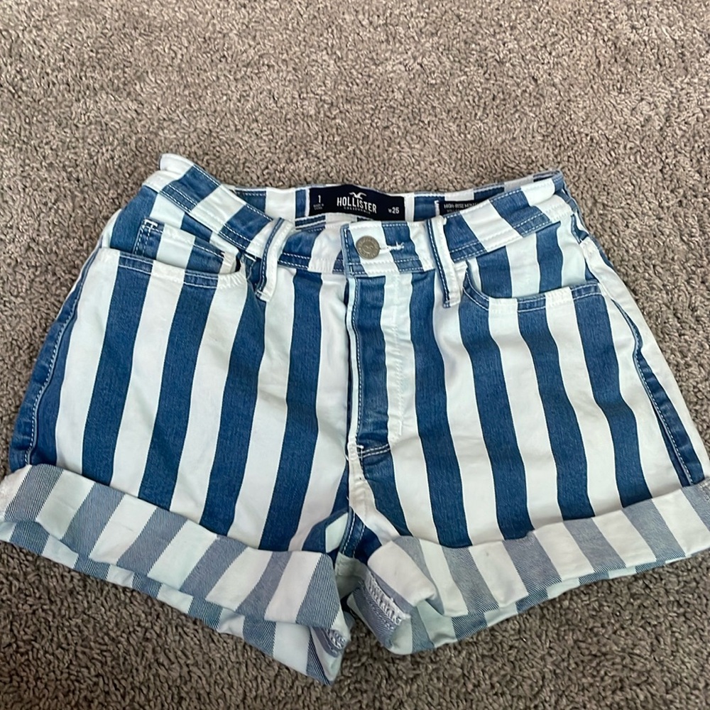 HOLLISTER SHORTS